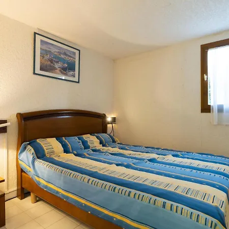 Будинок відпочинку 1 Bedroom And Mezzanine Apartment For 6